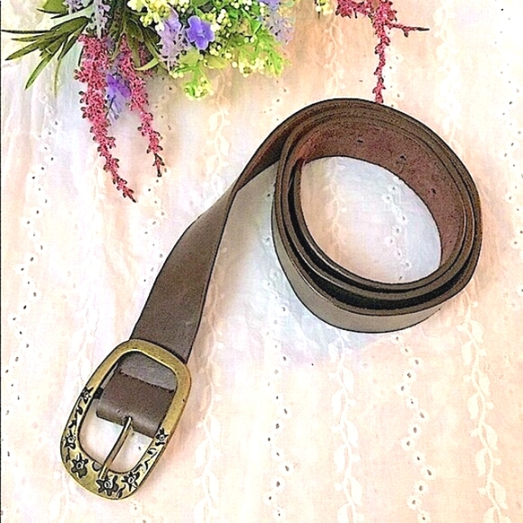 NWOT Maurices Brown Leather Belt W/Brushed Gold & Floral Enamel Buckle (M) - Picture 5 of 6